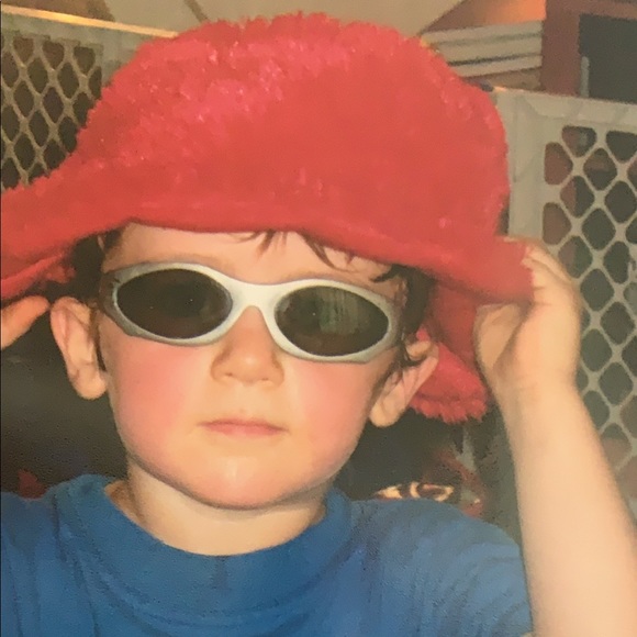 Meet your Posher, Griffin - Picture 1 of 1